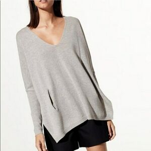 Babaton Baylor Sweater Light Gray V-Neck Slouchy Fit Front Pockets